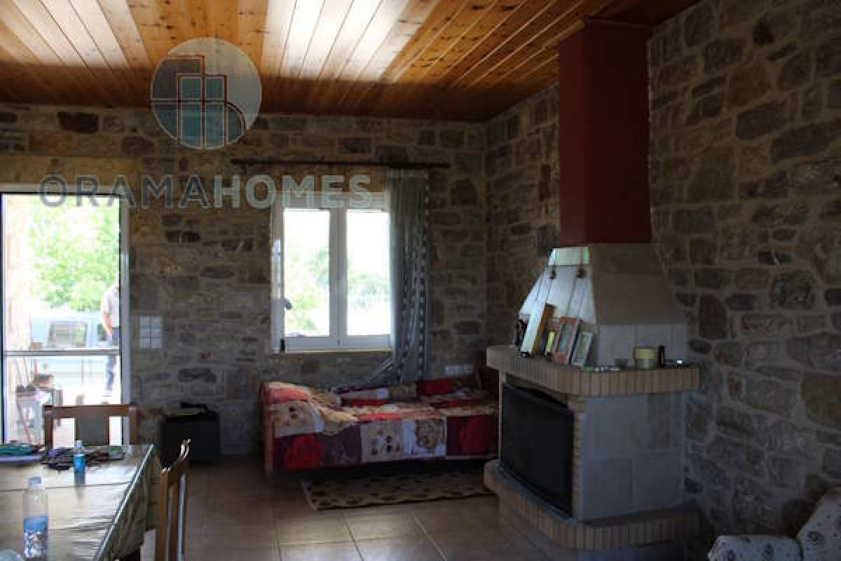 property-img